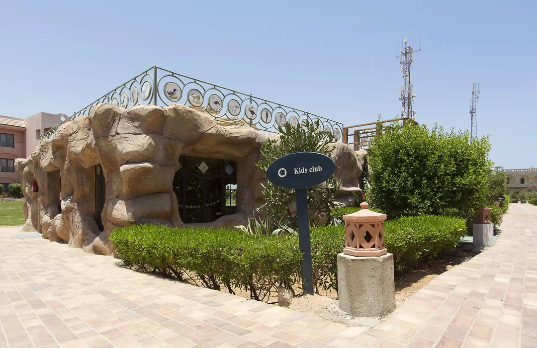 Parrotel Aqua Park Resort-1